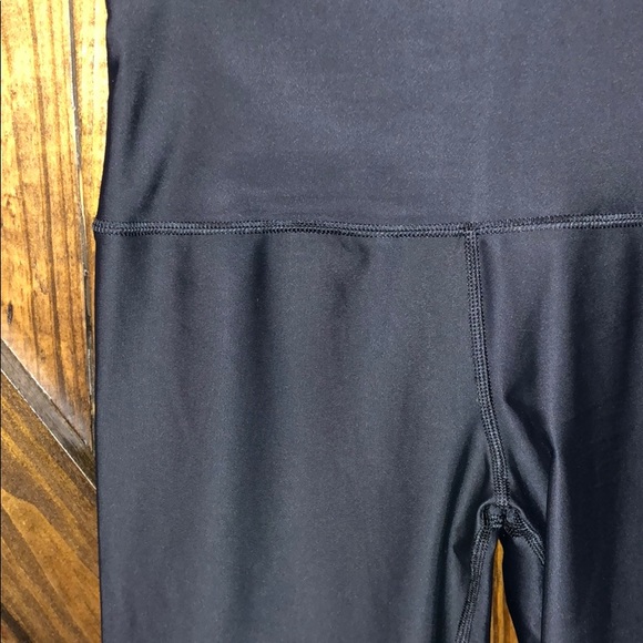 Aerie Offline Leggings - Picture 2 of 3